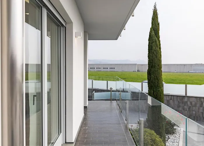 Alba Royal - 1 * برا