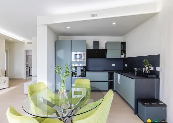 Alba Royal - 1 برا