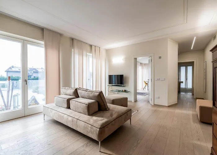 Alba Royal - 1 * برا